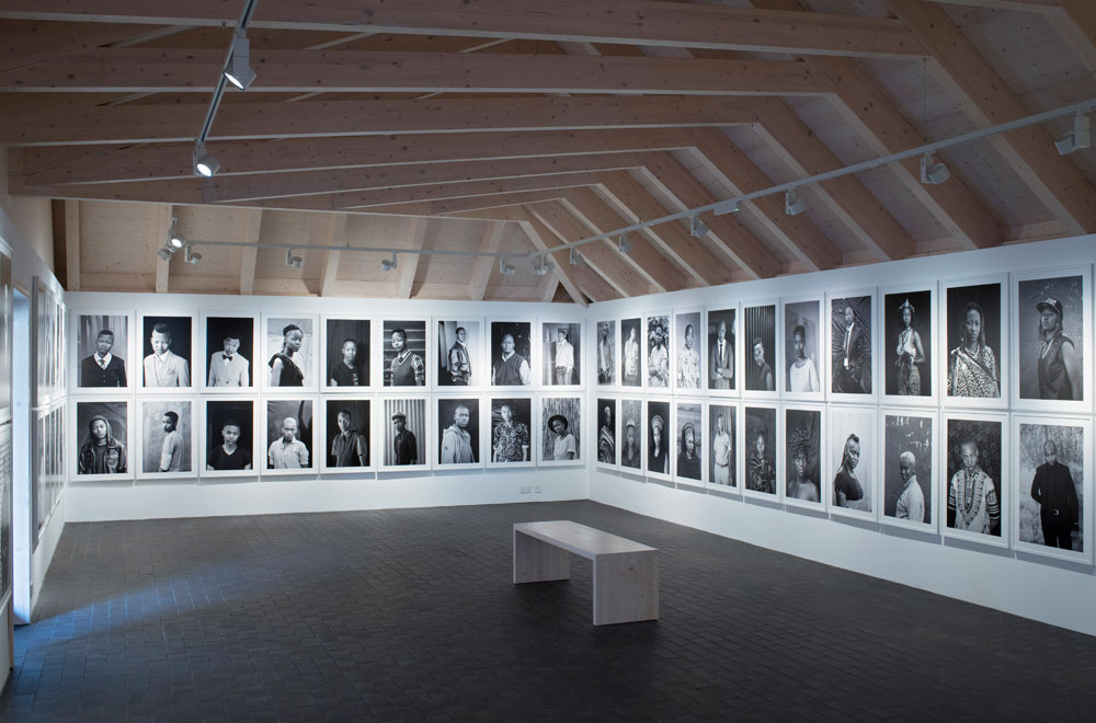 The Charleston Centenary project, on the edge of the South Downs, comprises the refurbishment and extension of an existing farmhouse and support buildings, including an auditorium, education spaces, new galleries and a café. Constructed in cross-laminated timber, the new building makes reference to the wooden frames of Charleston’s historic barns yet employs modern fabrication techniques.